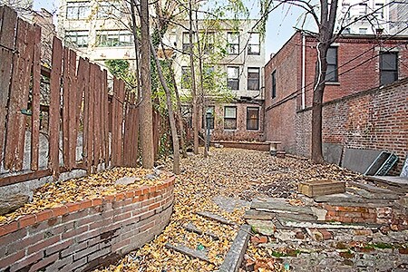 431 W 44th St in New York, NY - Building Photo - Building Photo
