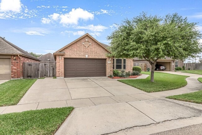 7513 Exeter in Corpus Christi, TX - Building Photo - Building Photo