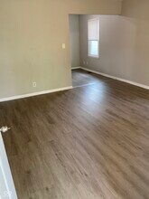 8845 Robey Dr in Indianapolis, IN - Building Photo - Building Photo