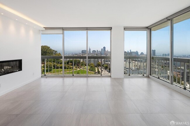 2200 Sacramento St in San Francisco, CA - Building Photo - Building Photo