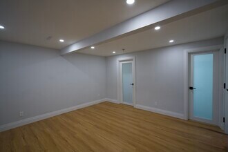 157 Pleasant Blvd in Keswick, ON - Building Photo - Building Photo