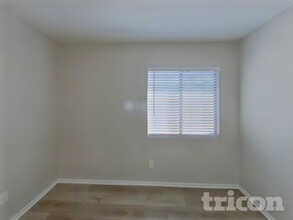 8529 W Hughes Dr in Tolleson, AZ - Building Photo - Building Photo