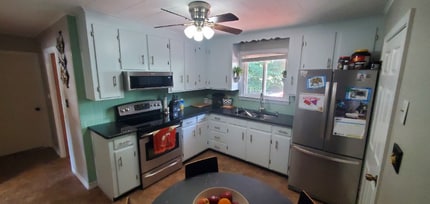 1a Richard Ave, Unit 1A Richard Ave. Methuen, MA, 01844 in Methuen, MA - Foto de edificio - Building Photo