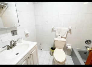 301 72nd St in North Bergen, NJ - Building Photo - Building Photo