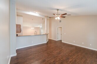 2760 Cold Creek Blvd in Jacksonville, FL - Building Photo - Building Photo