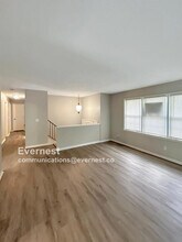 3512 Bridge Manor Dr in Kansas City, MO - Building Photo - Building Photo