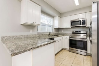 648 Lake Dexter Cir in Winter Haven, FL - Building Photo - Building Photo