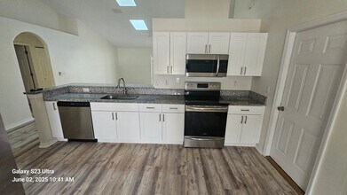 10 Lincoln Pl in Palm Coast, FL - Building Photo - Building Photo