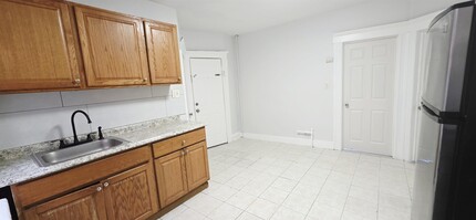 898 Main Ave in Passaic, NJ - Building Photo - Building Photo