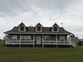 2131 County Rd 314 in Jarrell, TX - Building Photo