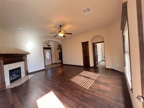 12108 Chesterfield Ln in Oklahoma City, OK - Building Photo - Building Photo