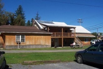 110 S Main St in Schoharie, NY - Building Photo - Building Photo