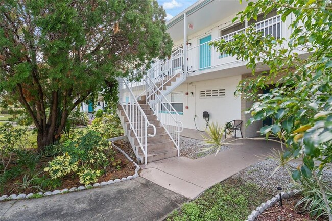 5855 18th St N in St. Petersburg, FL - Building Photo - Building Photo