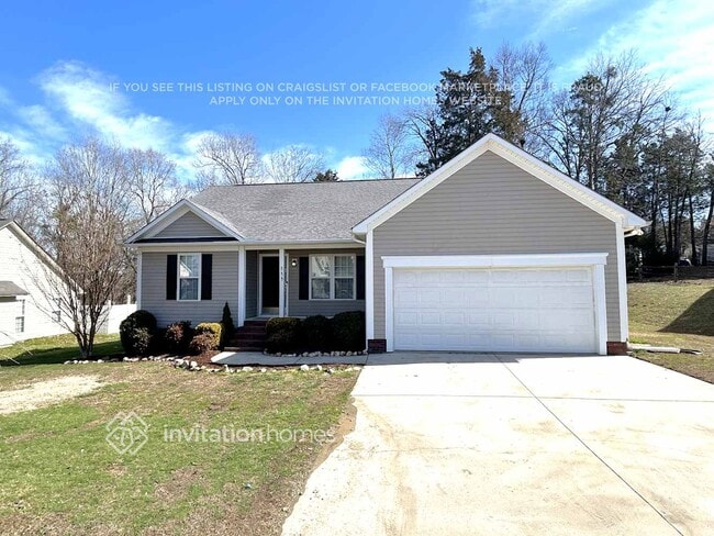 property at 855 Loch Lomond Cir