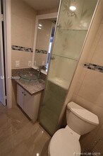 6115 NW 186th St-Unit -308 in Hialeah, FL - Building Photo - Building Photo