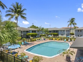 The Village at Eastpointe Apartments in Fort Lauderdale, FL - Building Photo