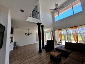 7200 Bay Club Way in Orlando, FL - Building Photo - Building Photo
