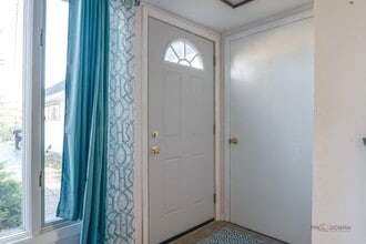 443 N Main St in Wauconda, IL - Building Photo - Building Photo