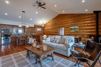 1330 Larsen Ln in Driggs, ID - Building Photo - Building Photo