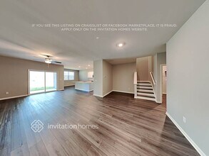 105 Webster Cir in Holly Springs, GA - Foto de edificio - Building Photo