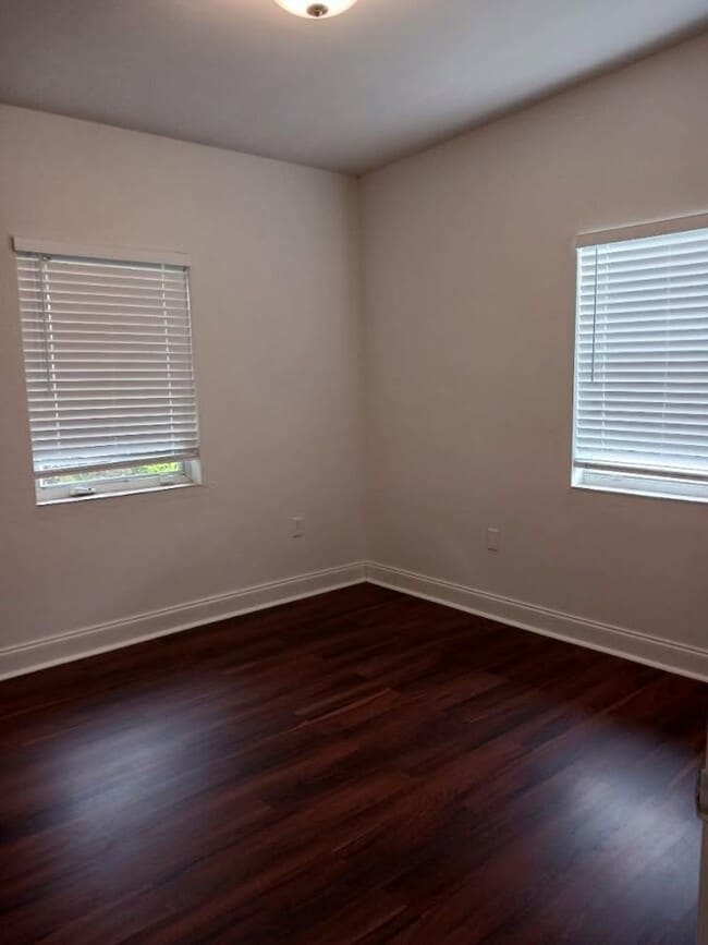 495 NW 132nd St in North Miami, FL - Building Photo - Building Photo