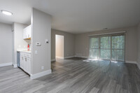 Parchment Pointe Townhomes in Parchment, MI - Building Photo - Interior Photo