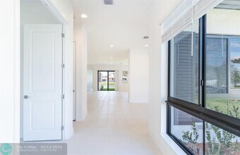 4380 SW 177th Ave in Miramar, FL - Building Photo - Building Photo
