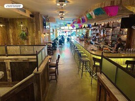 802 9th Ave in New York, NY - Building Photo