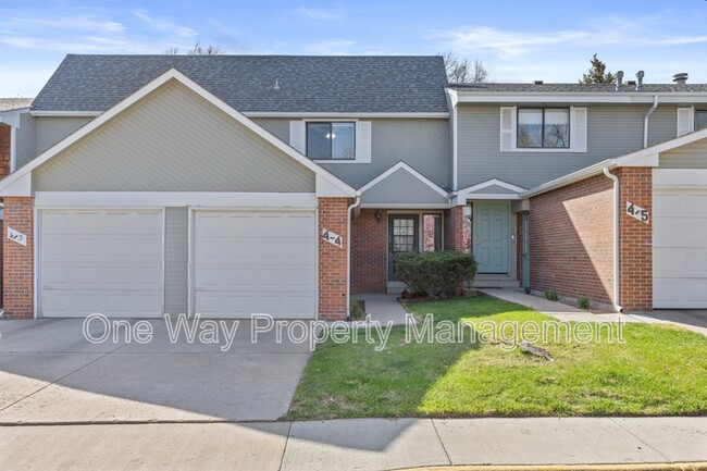 property at 3440 Windmill Dr
