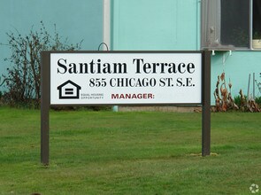 Santiam Terrace in Albany, OR - Foto de edificio - Building Photo