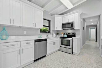 18 Adams Rd in Ocean Ridge, FL - Building Photo - Building Photo