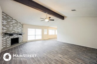 9501 Chelmsford Dr in San Antonio, TX - Building Photo - Building Photo