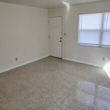 3826 14th Ave S in St. Petersburg, FL - Building Photo - Building Photo