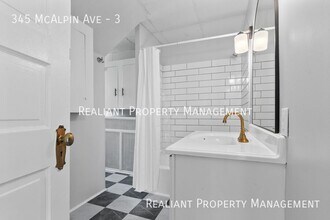 345 McAlpin Ave in Cincinnati, OH - Building Photo - Building Photo