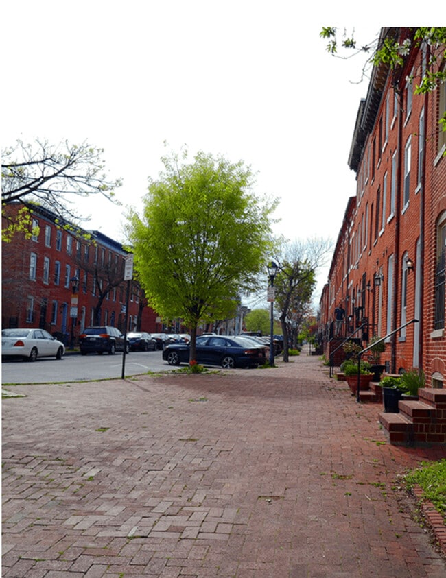737 McHenry St in Baltimore, MD - Building Photo - Building Photo
