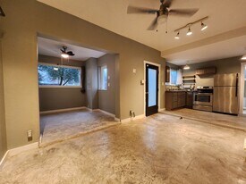 112 10th St in Santa Rosa, CA - Building Photo