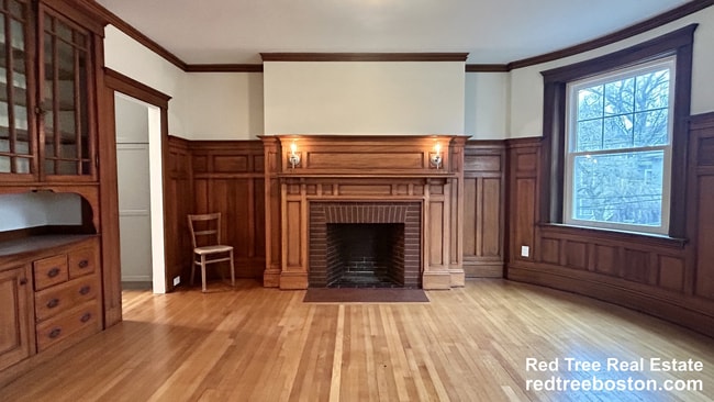 10 Dwight St, Unit 2 in Brookline, MA - Building Photo - Building Photo