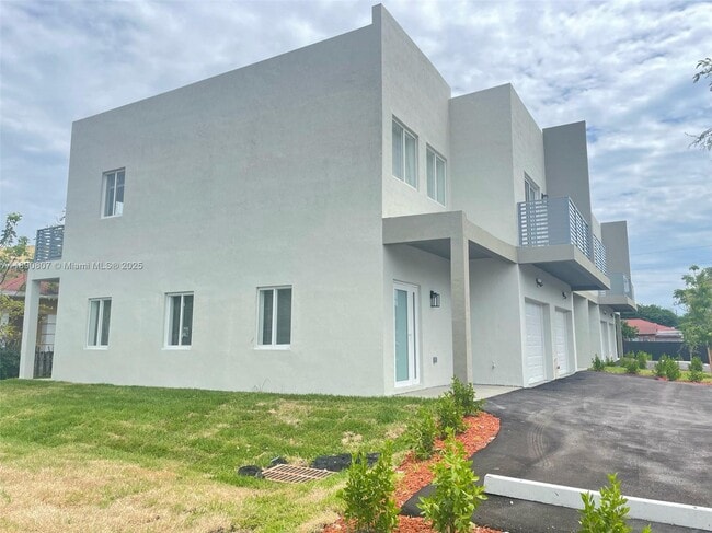 property at 116 NW 10th St