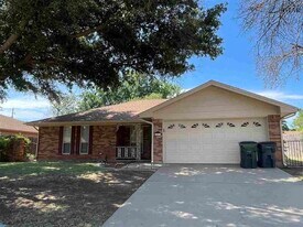 2807 Concho Ln in Wichita Falls, TX - Building Photo