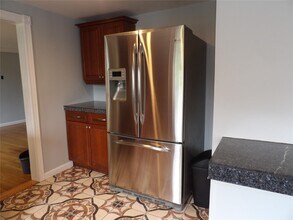 12 Maple Ave in Katonah, NY - Building Photo - Building Photo