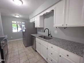 5893 Shady Grove Cir in Raleigh, NC - Building Photo - Building Photo