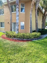 7820 NW 7th St in Pembroke Pines, FL - Building Photo - Building Photo