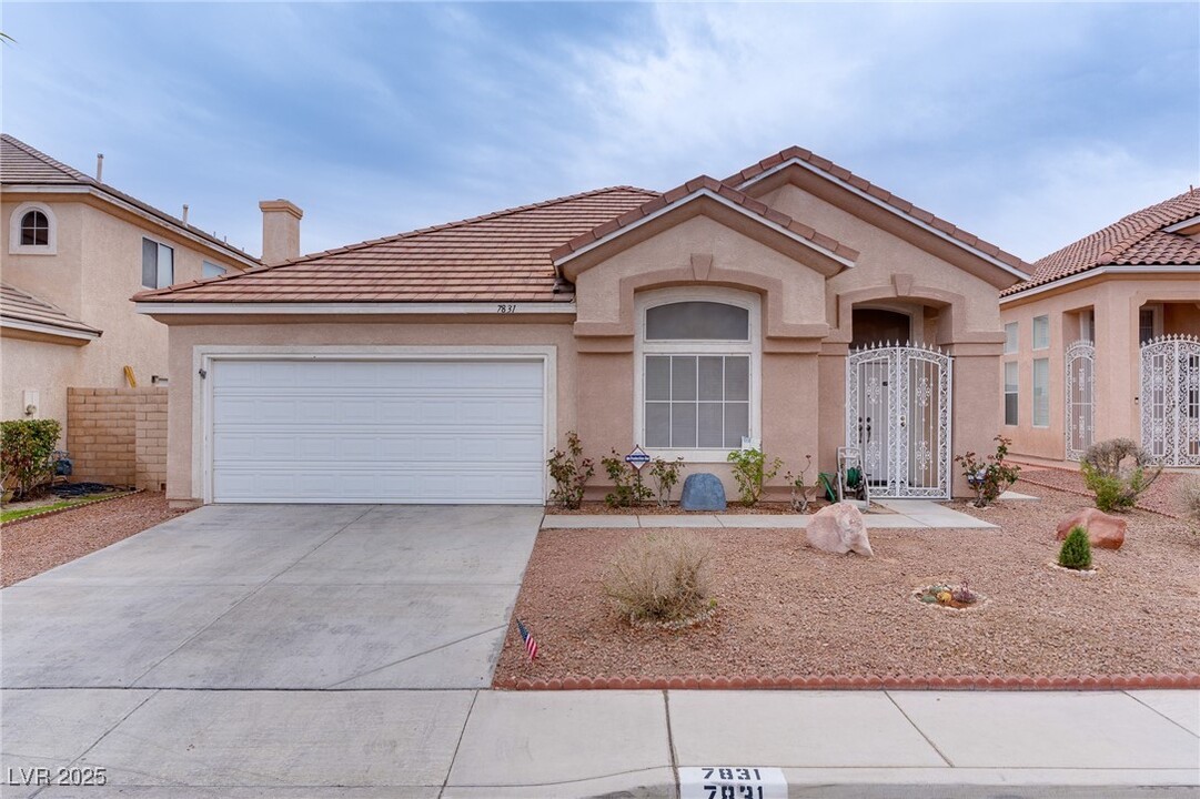 7831 Windward Rd in Las Vegas, NV - Building Photo