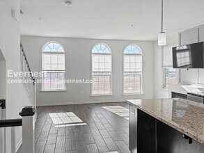 10612 Presidential Pkwy in Upper Marlboro, MD - Building Photo - Building Photo