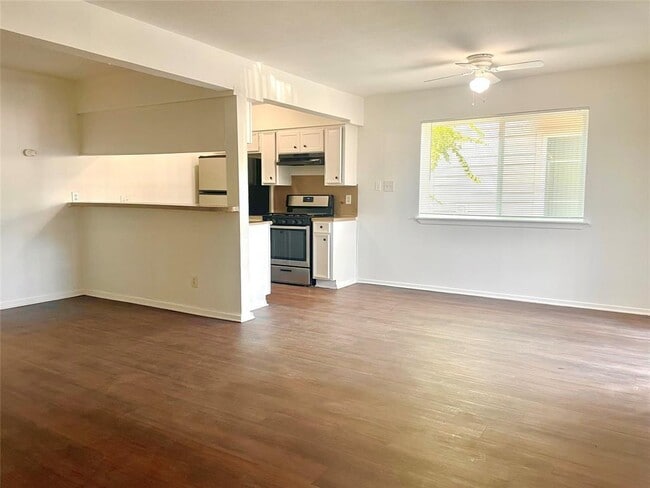 2705 Windswept Cove in Austin, TX - Building Photo - Building Photo