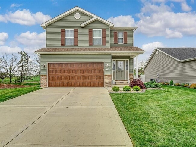 property at 1398 Orchard Lakes Cir