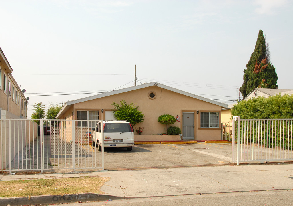 1626 W 209th St in Torrance, CA - Building Photo