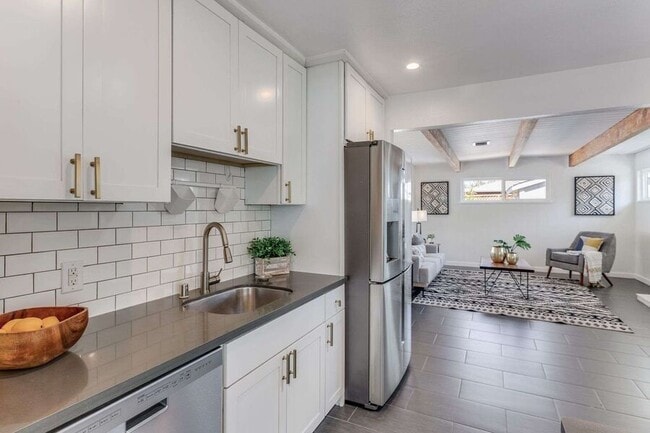 36182 Magellan Dr in Fremont, CA - Building Photo - Building Photo
