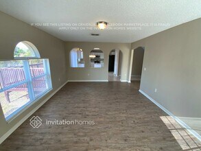 1569 Elkcam Blvd in Deltona, FL - Foto de edificio - Building Photo