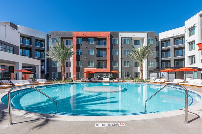 Otonomus in Las Vegas, NV - Building Photo - Building Photo